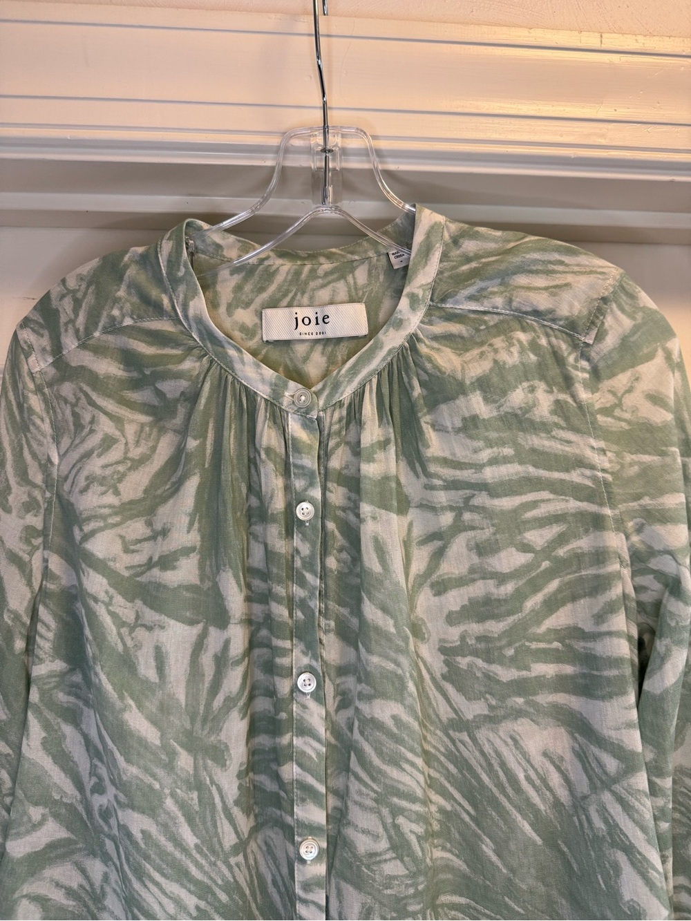 Joie Green and White Abstract-Print Button Down Top S